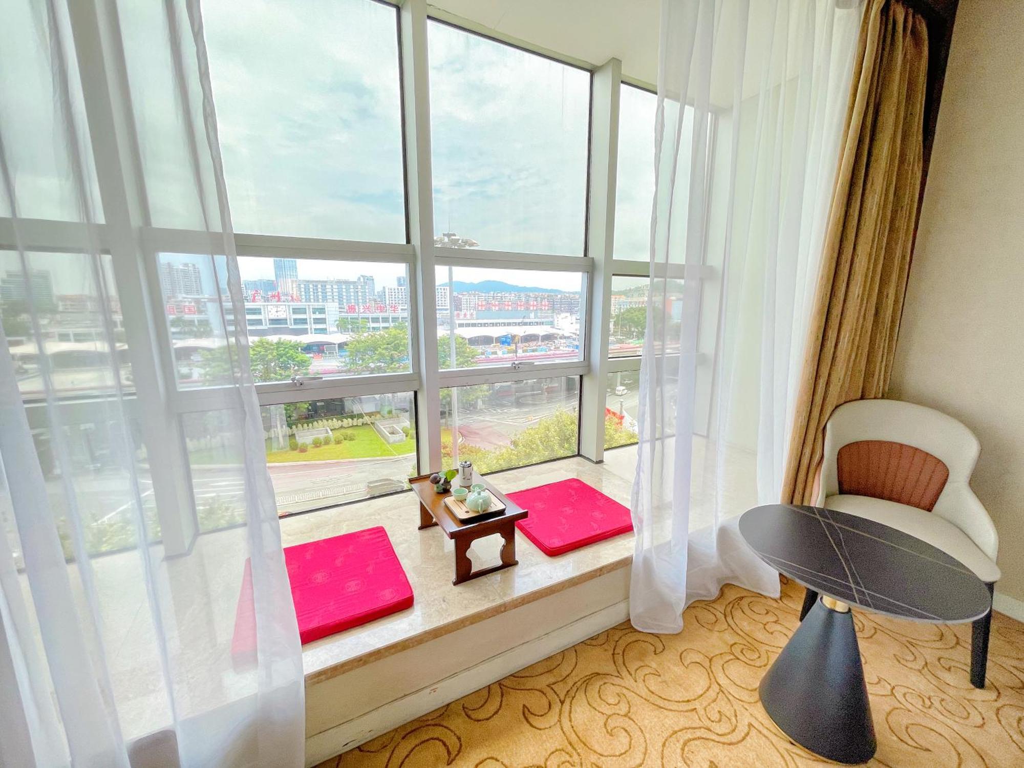 Liuhua Hotel Гуанчжоу Екстер'єр фото